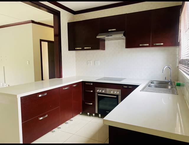 2 BEDROOM APARTMENT RENTED IN SUMMERSET